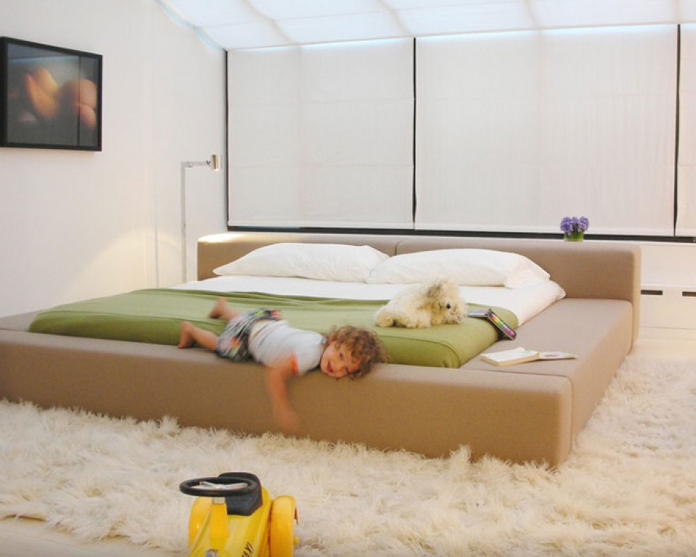 Accommodation & Entertainment 220519