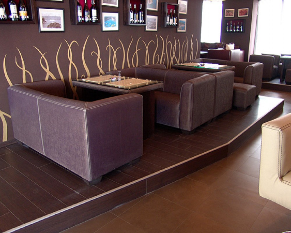 Furnitures for Bars & Restaurants 291018